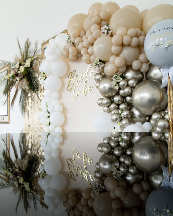 wedding day balloon decor
